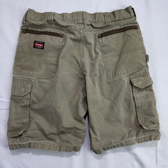 Wrangler Workwear Cargo Shorts Men’s 36 Beige Utility Carpenter Ripstop - Picture 2 of 5